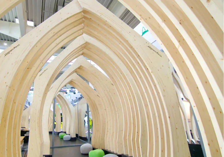 Niestandardowa konstrukcja